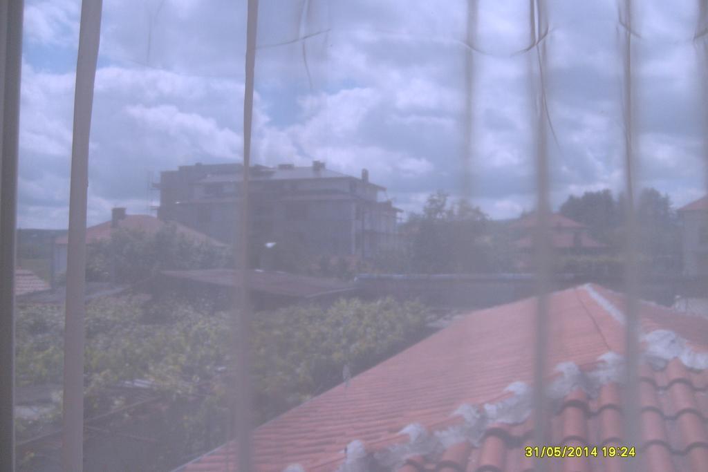 Guest Rooms Mihaylovi Pavel Banya Ruang foto